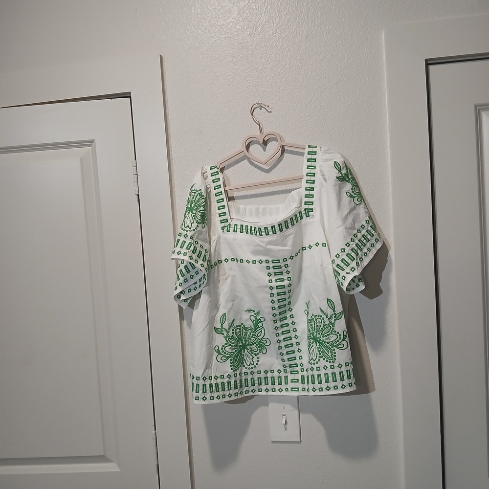 Sugarlips Womens 2X White Green Embroidered Square Neck Puff Sleeve Blouse Top